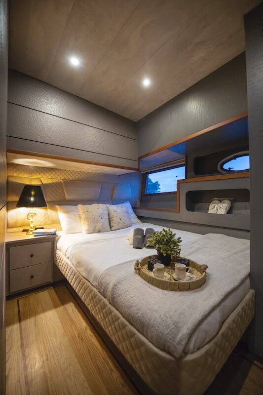 Motor yacht Golden blue Golden Blue