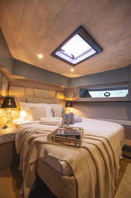Motor yacht Golden blue Golden Blue
