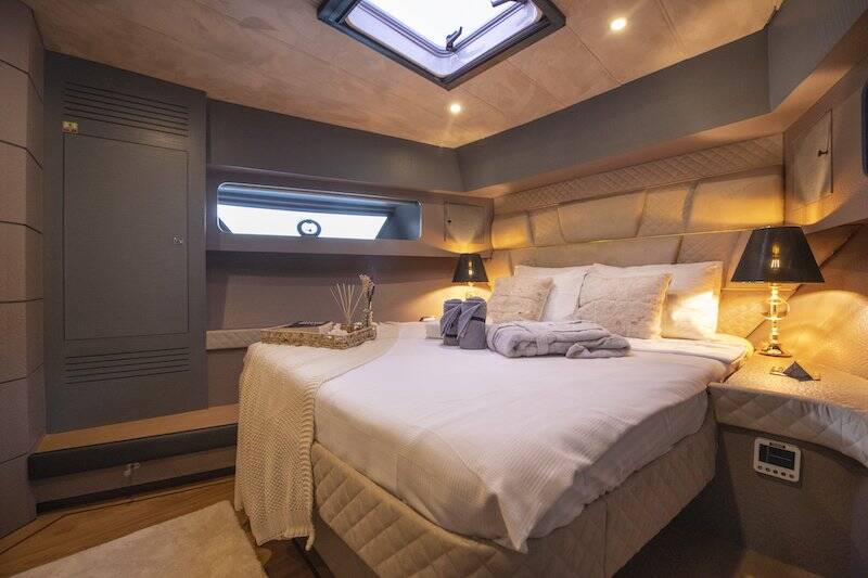 Motor yacht Golden blue Golden Blue