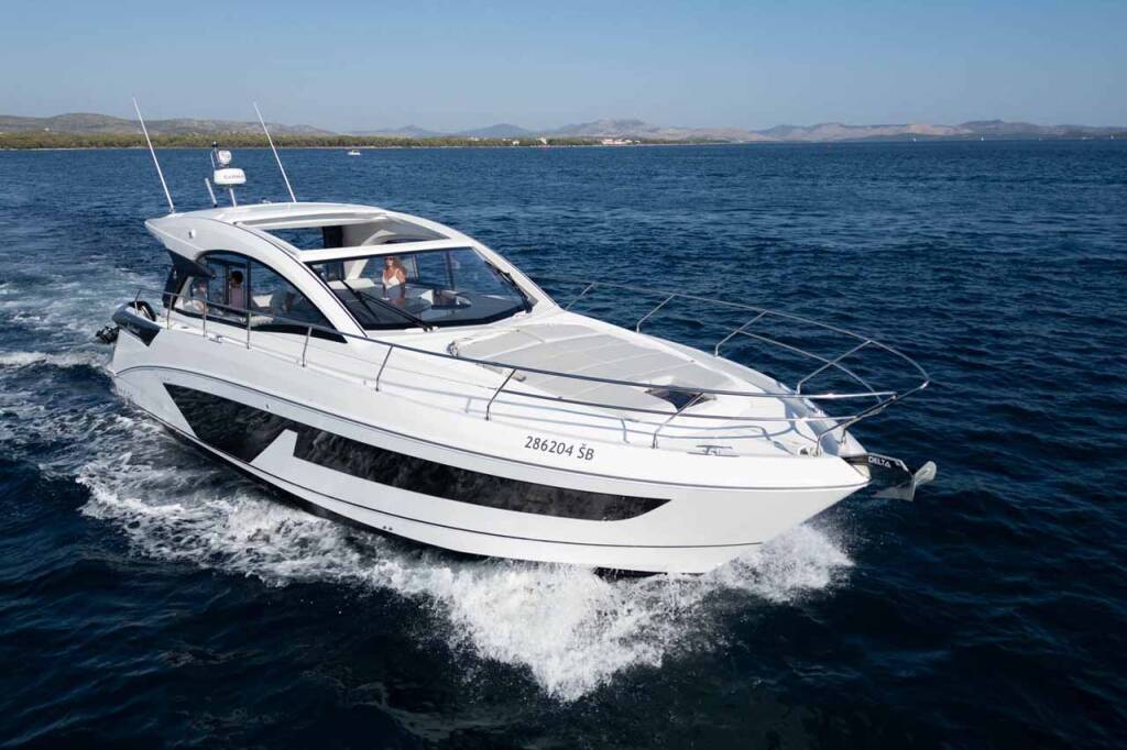 Motoryacht Gran Turismo 45 Holly Four
