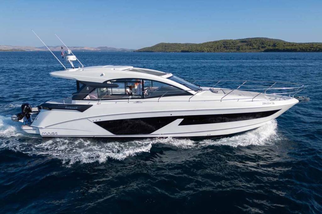 Motoryacht Gran Turismo 45 Holly Four