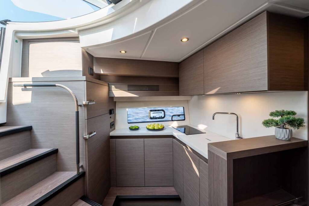 Motoryacht Gran Turismo 45 Holly Four