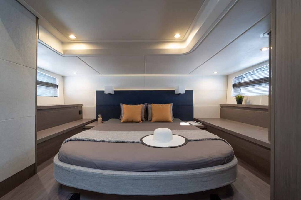 Motoryacht Gran Turismo 45 Holly Four