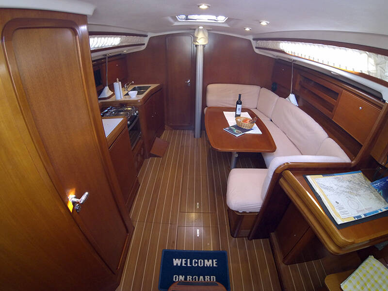 Sailing yacht Grand Soleil 37 R Sportski vuk