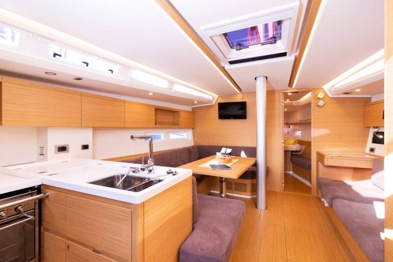 Segelyacht Grand Soleil 44 Performance Sportski Vuk 44