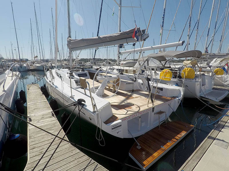 Segelyacht Grand Soleil 44 Performance Sportski Vuk 44
