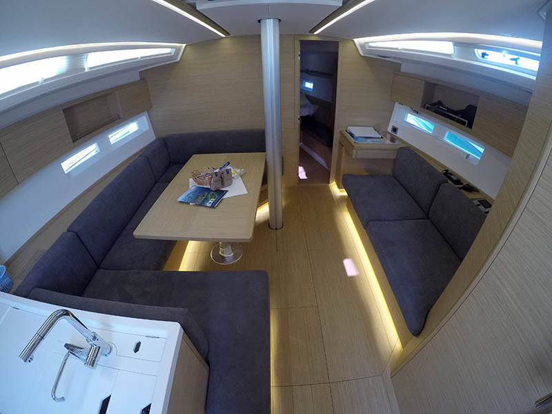 Segelyacht Grand Soleil 44 Performance Sportski Vuk 44