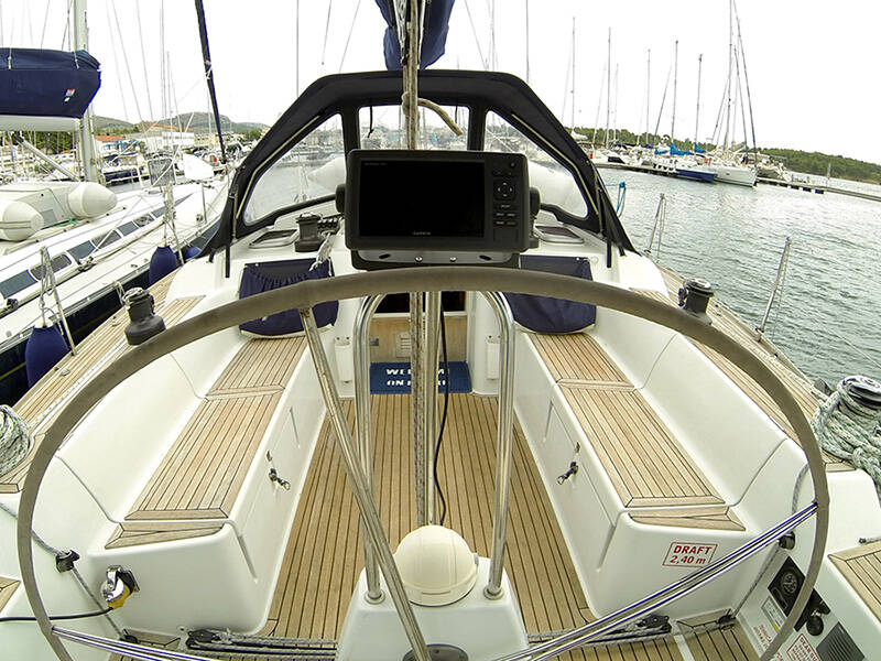 Sailing yacht Grand Soleil 45 Pingala