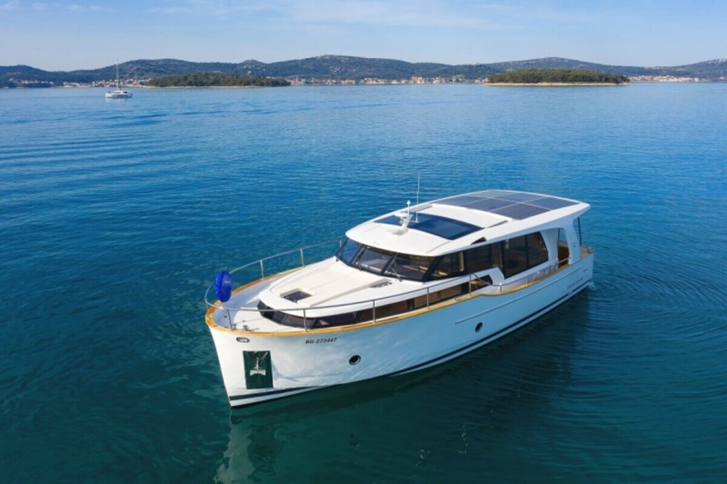 Motoryacht Greenline 40 Lady Elma