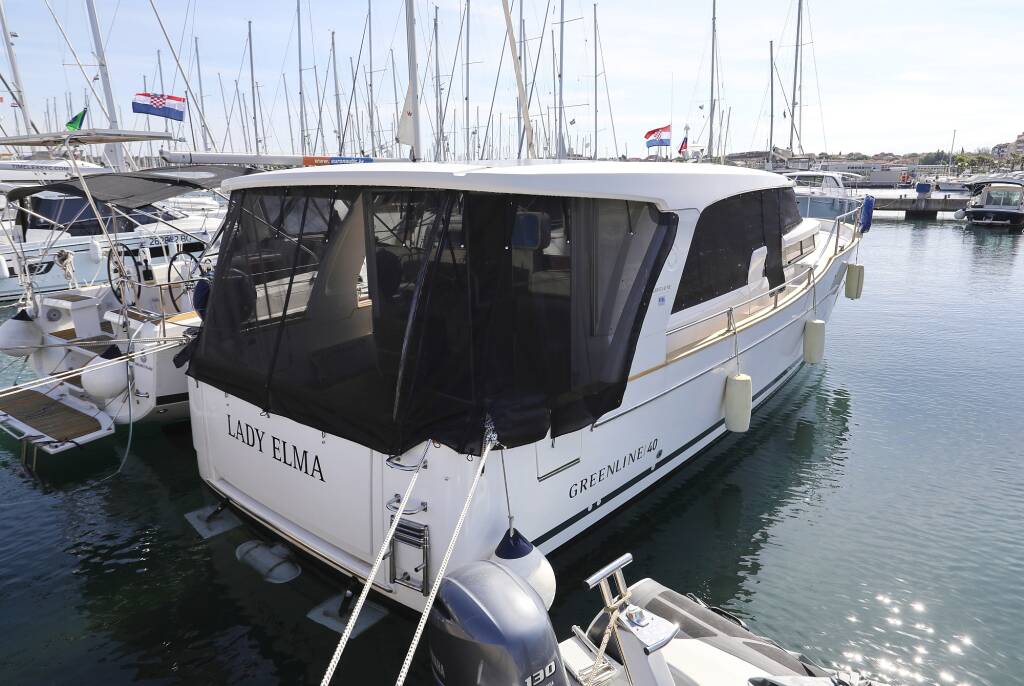 Motoryacht Greenline 40 Lady Elma
