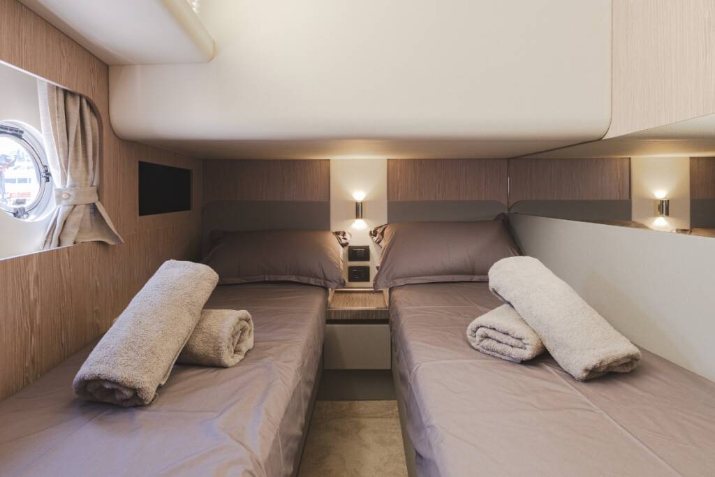 Motor yacht Greenline 58 Seven Seas