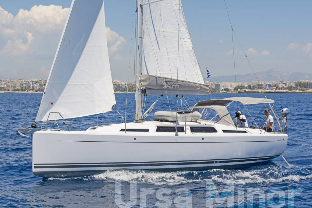 Sailing yacht Hanse 345 Ursa Minor