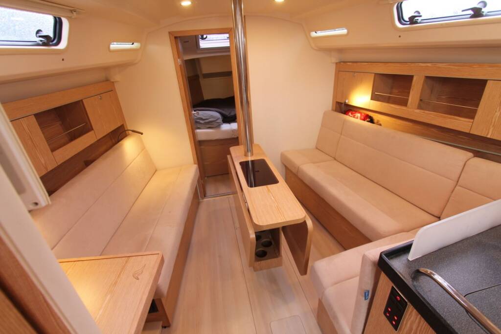 Segelyachten Hanse 345 Kami