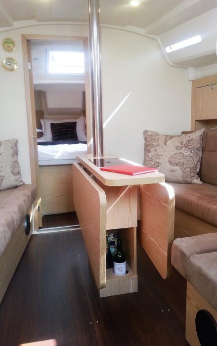 Sailing yacht Hanse 345 SunShine