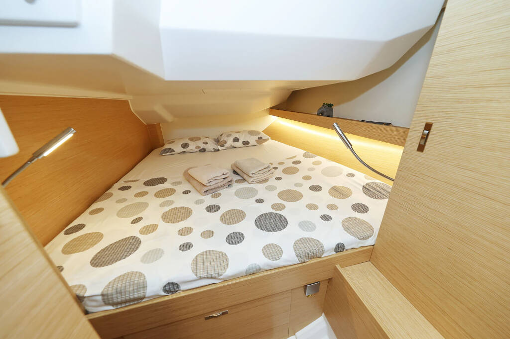 Sailing yacht Hanse 360 Amelie