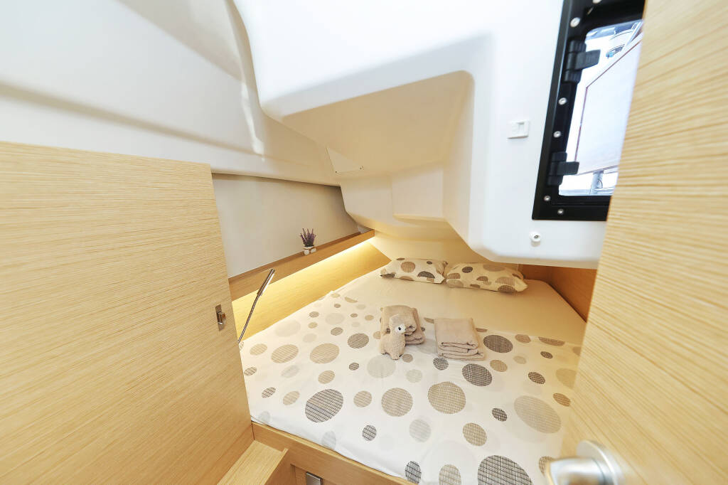 Sailing yacht Hanse 360 Amelie