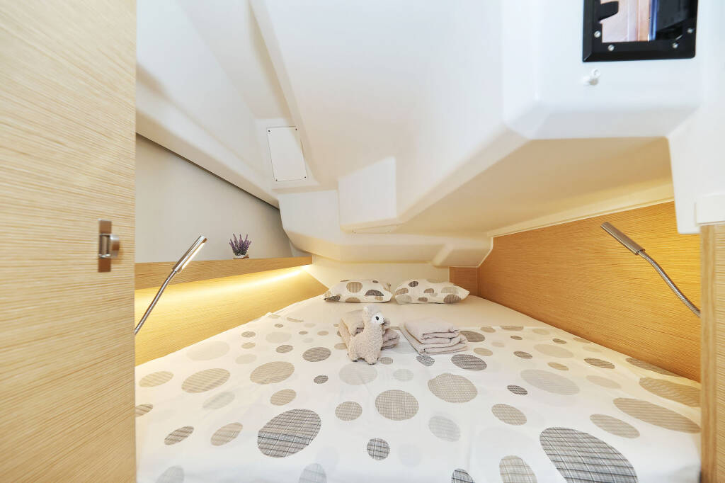 Sailing yacht Hanse 360 Amelie