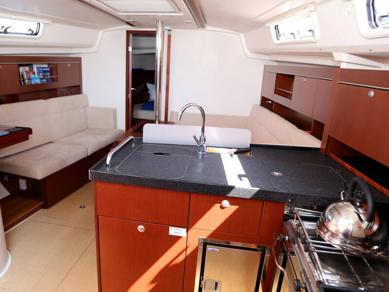 Segelyachten Hanse 385 Ariel