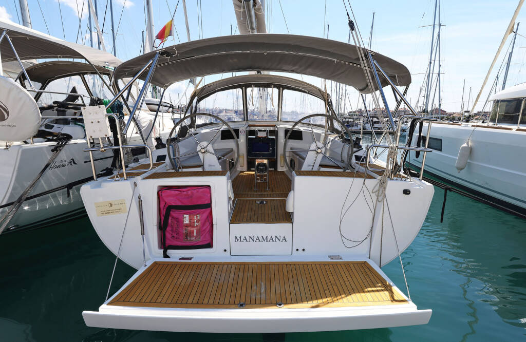 Sailing yacht Hanse 385 Manamana