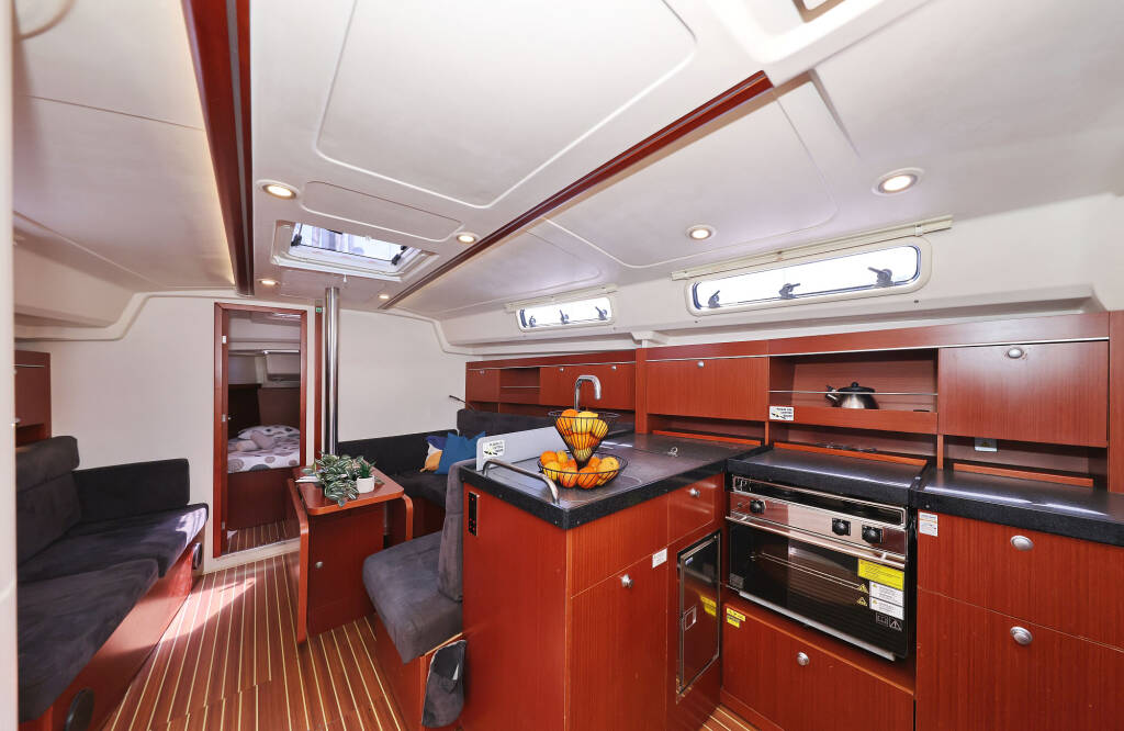 Sailing yacht Hanse 385 Manamana