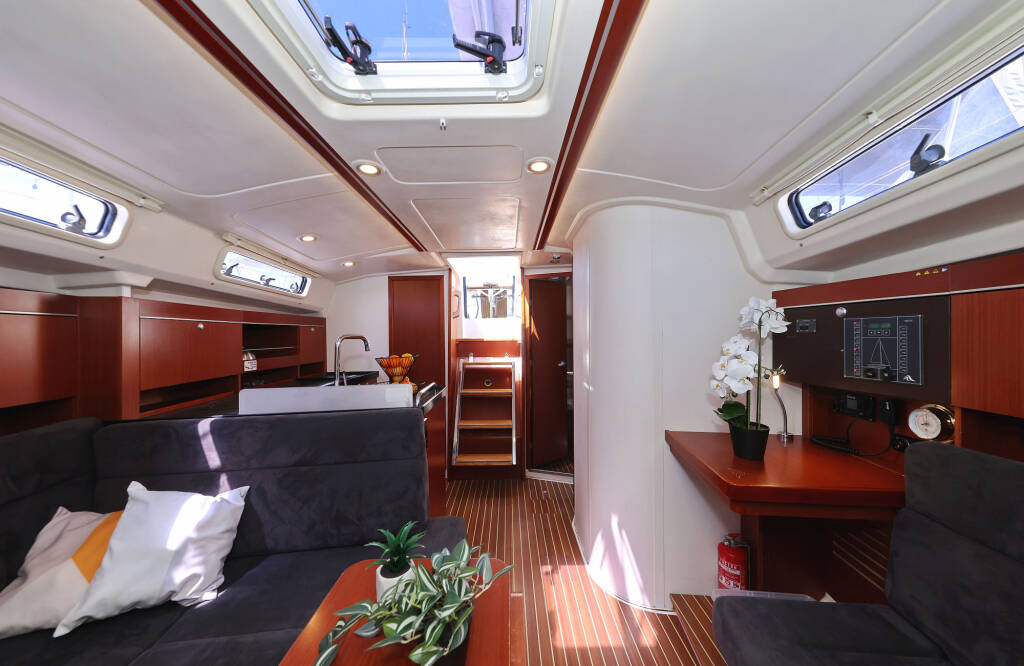 Sailing yacht Hanse 385 Manamana