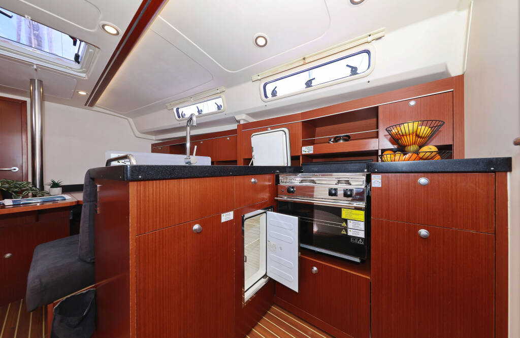 Sailing yacht Hanse 385 Manamana