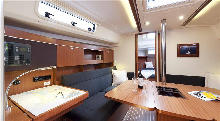 Sailing yacht Hanse 385 Manamana