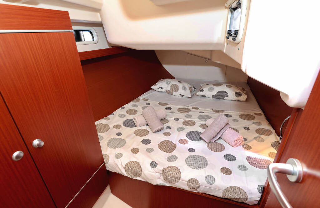 Sailing yacht Hanse 385 Manamana