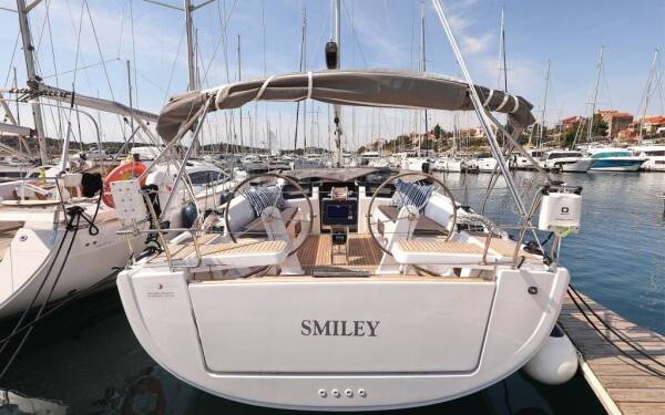 Hanse 388 Smiley Marina Mandalina, Sibenik
