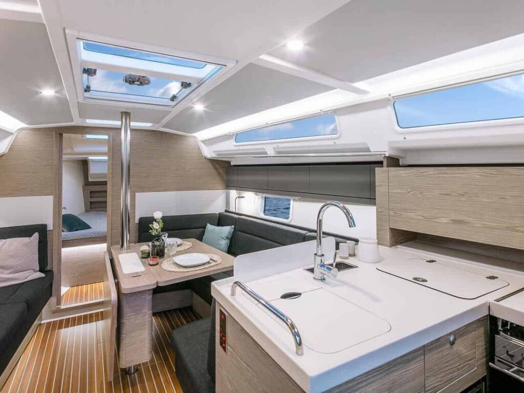 Segelyachten Hanse 388 Atlas