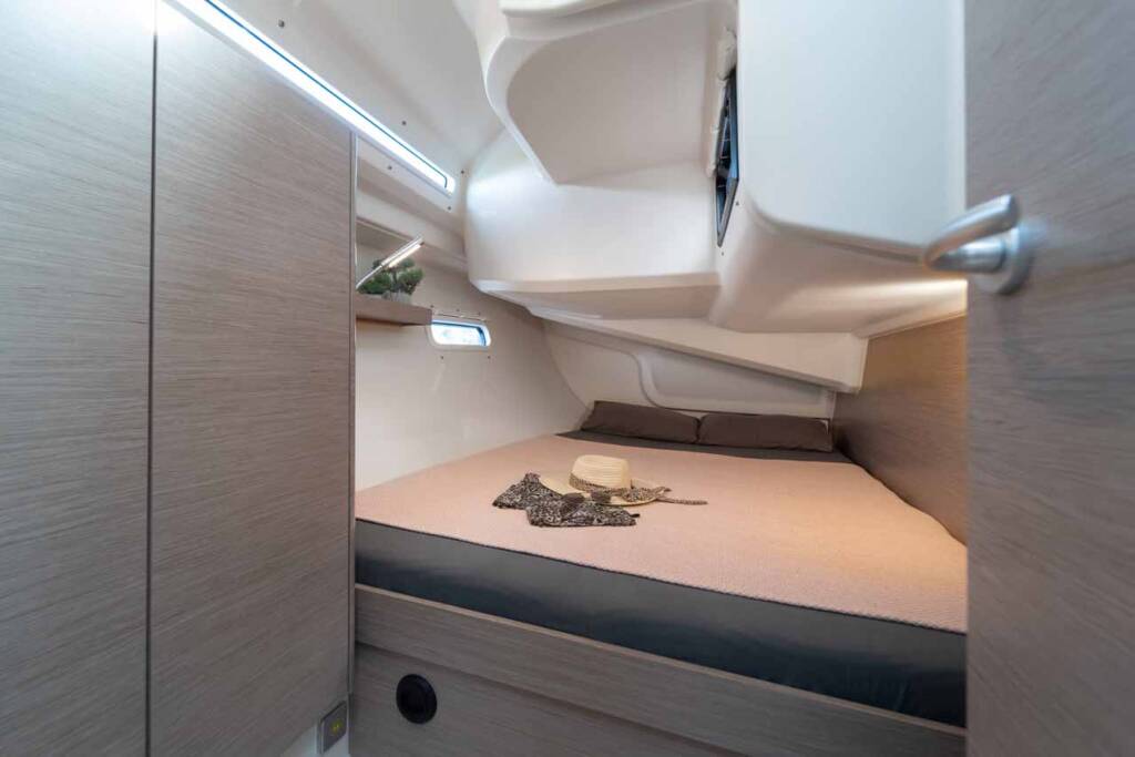 Sailing yacht Hanse 388 Daydream