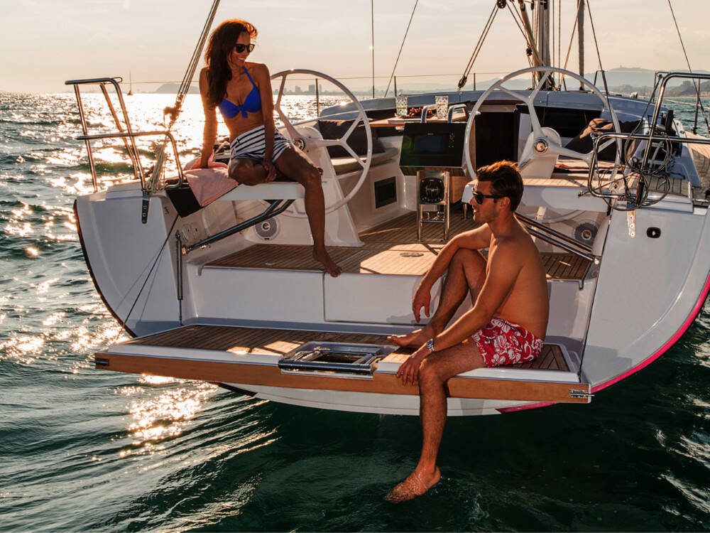 Sailing yacht Hanse 388 Barcelona