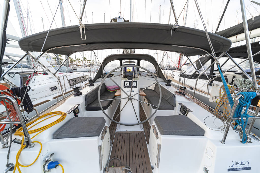 Segelyachten Hanse 400 Flyer Of Lorne