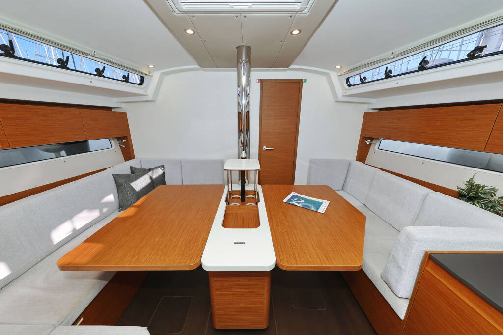 Segelyachten Hanse 410 Bela