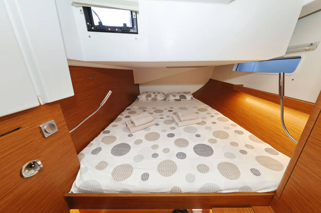 Segelyachten Hanse 410 Bela