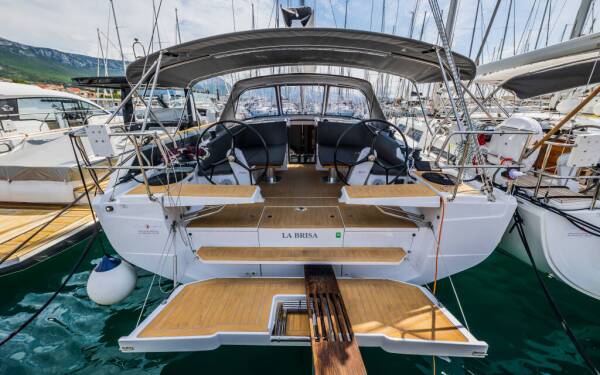 Hanse 410 La Brisa Marina Kastela