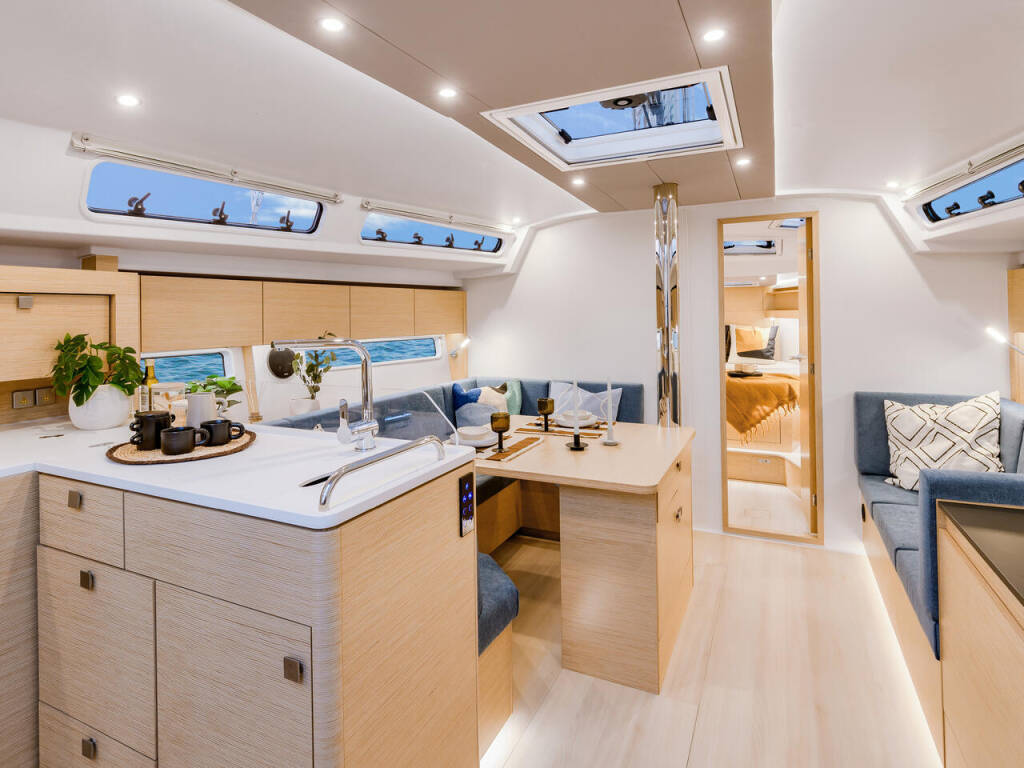 Sailing yacht Hanse 410 Señorita