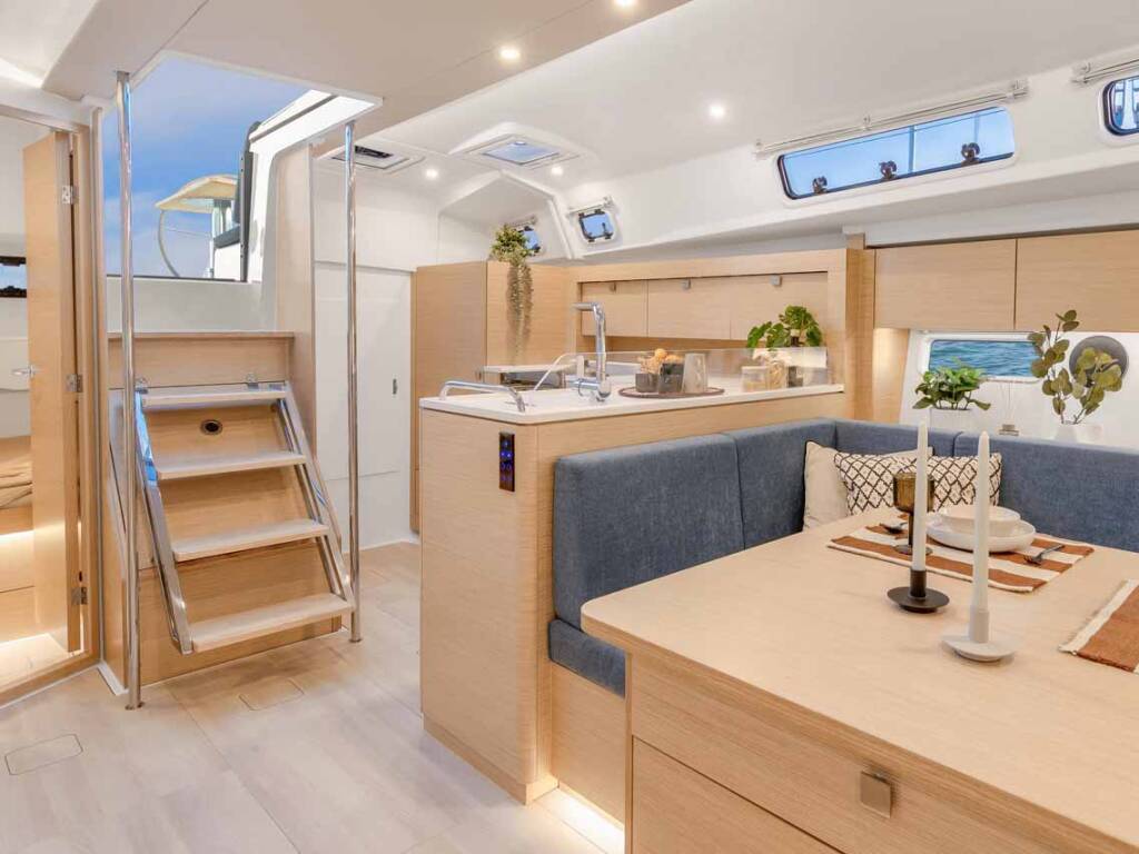 Sailing yacht Hanse 410 Mare Sol