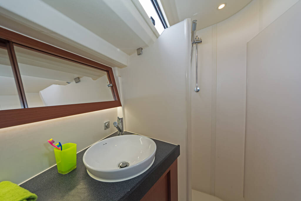 Sailing yacht Hanse 415 Kuro Siwo