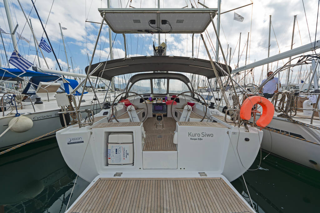 Sailing yacht Hanse 415 Kuro Siwo