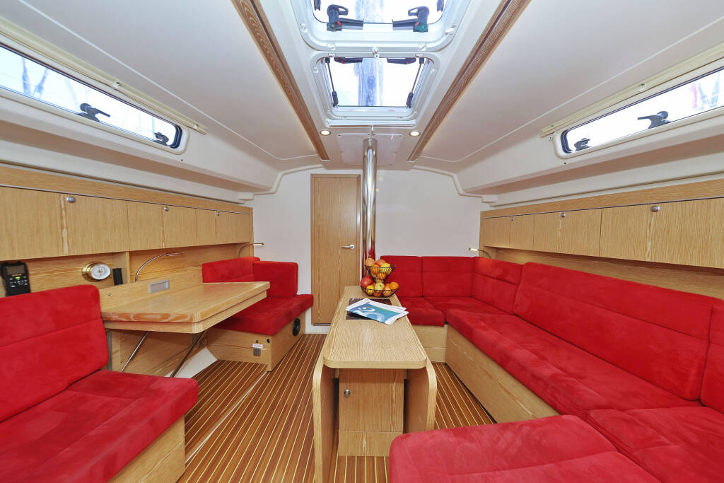 Sailing yacht Hanse 415 Pretty Woman