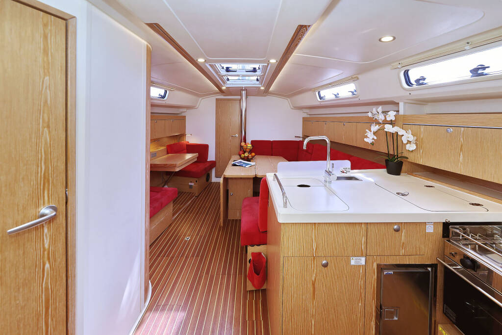 Sailing yacht Hanse 415 Pretty Woman