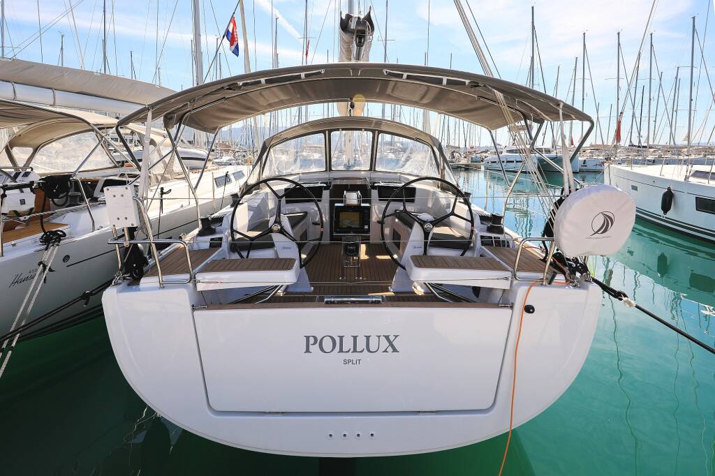 Sailing yacht Hanse 418 Pollux