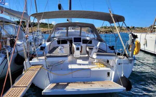 Hanse 418 heNA Lavrion - Olympic Marine
