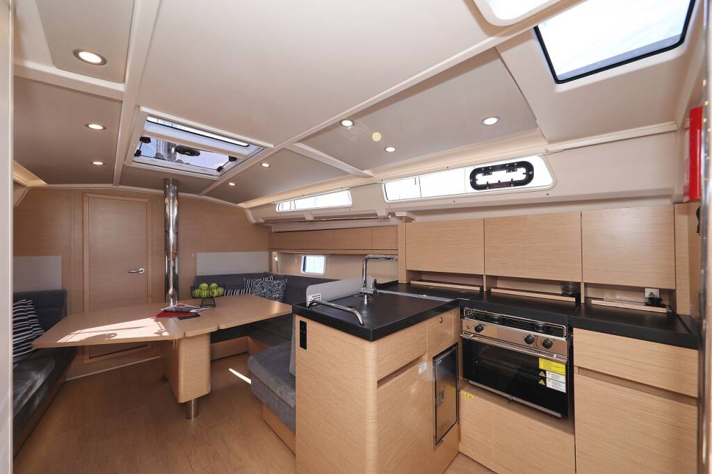 Segelyachten Hanse 418 Estel
