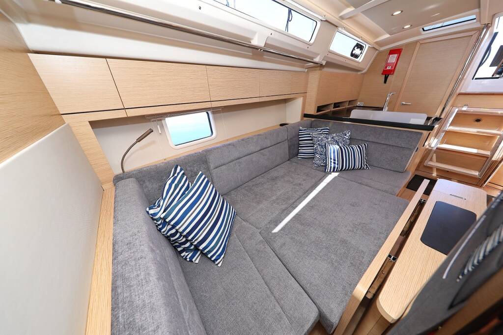 Segelyachten Hanse 418 Estel