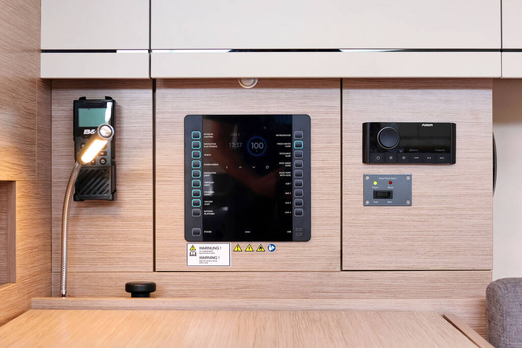 Sailing yacht Hanse 418 Teri