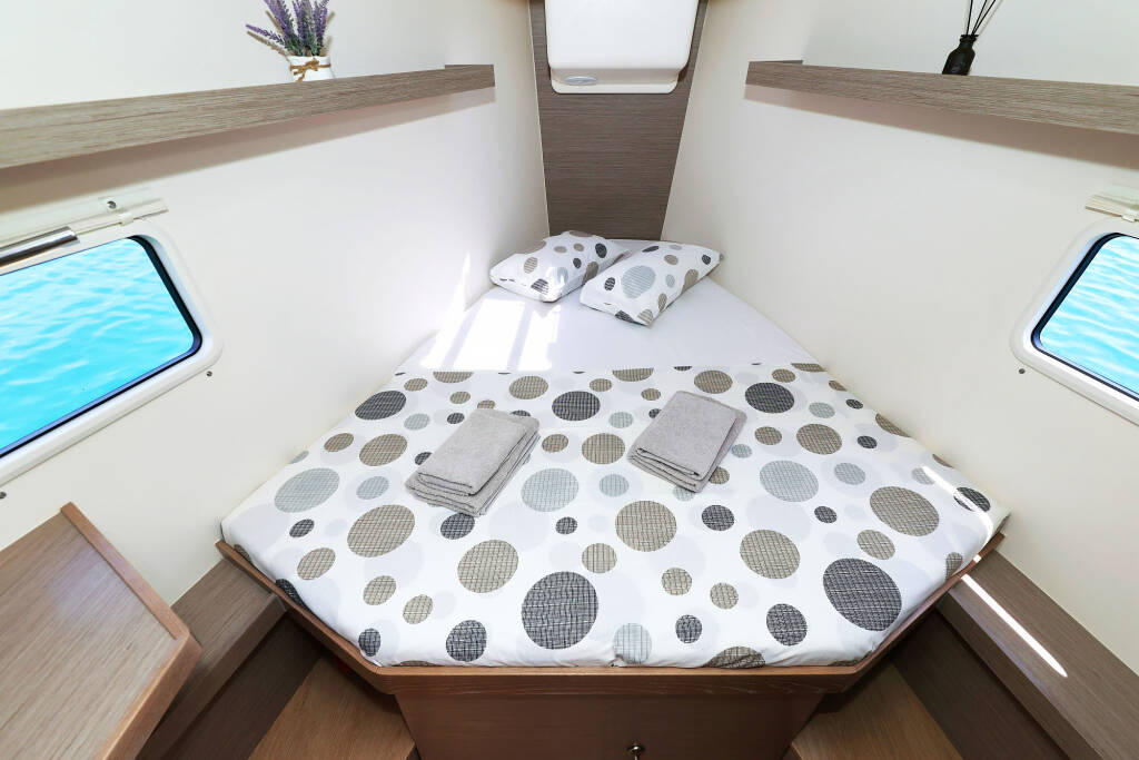 Sailing yacht Hanse 418 Teri