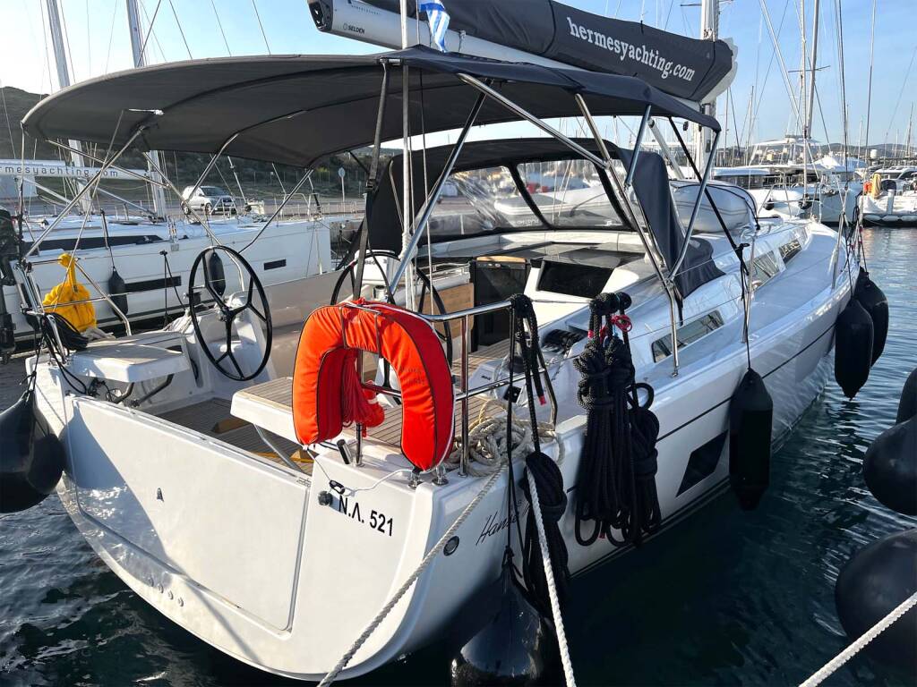 Sailing yacht Hanse 418 Anyma