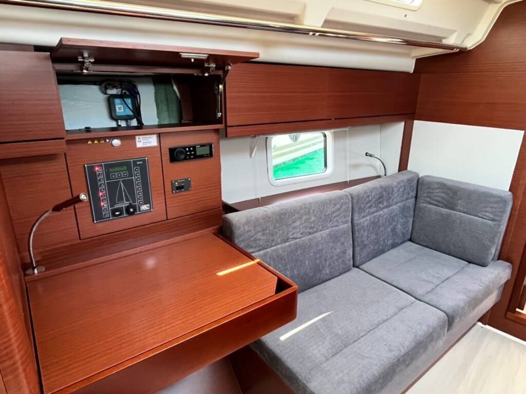 Segelyachten Hanse 418 Mersina